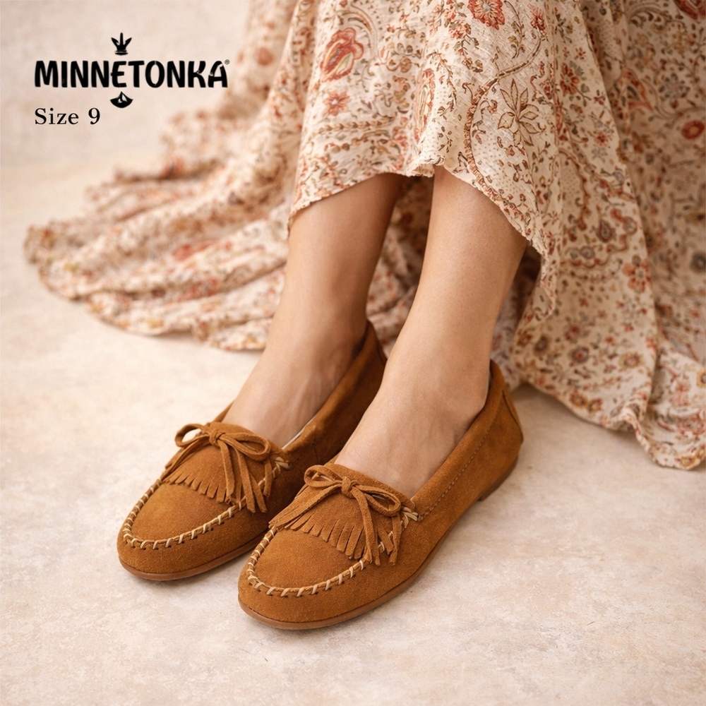 Minnetonka Fringe Moccasins Suede Leather Boho Flats Size 9